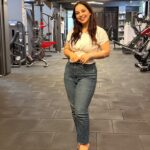 Poonam Thakur Biography